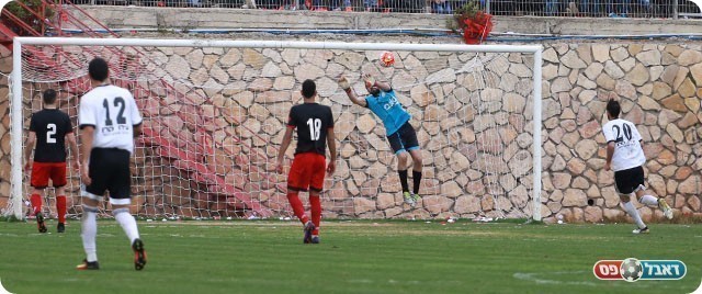 הבעיטה של אבי מלכה (עדי מלול)